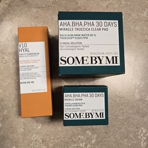 SOME BY MI Skincare Set with Sunscreen and Miracle Pads And Moisurizer